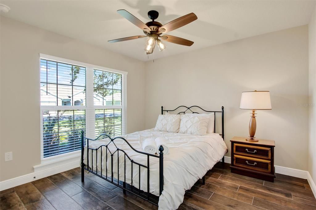 For Rent: $2,800 (3 beds, 2 baths, 2130 Square Feet)