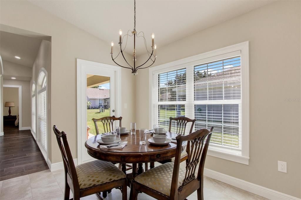 For Rent: $2,800 (3 beds, 2 baths, 2130 Square Feet)