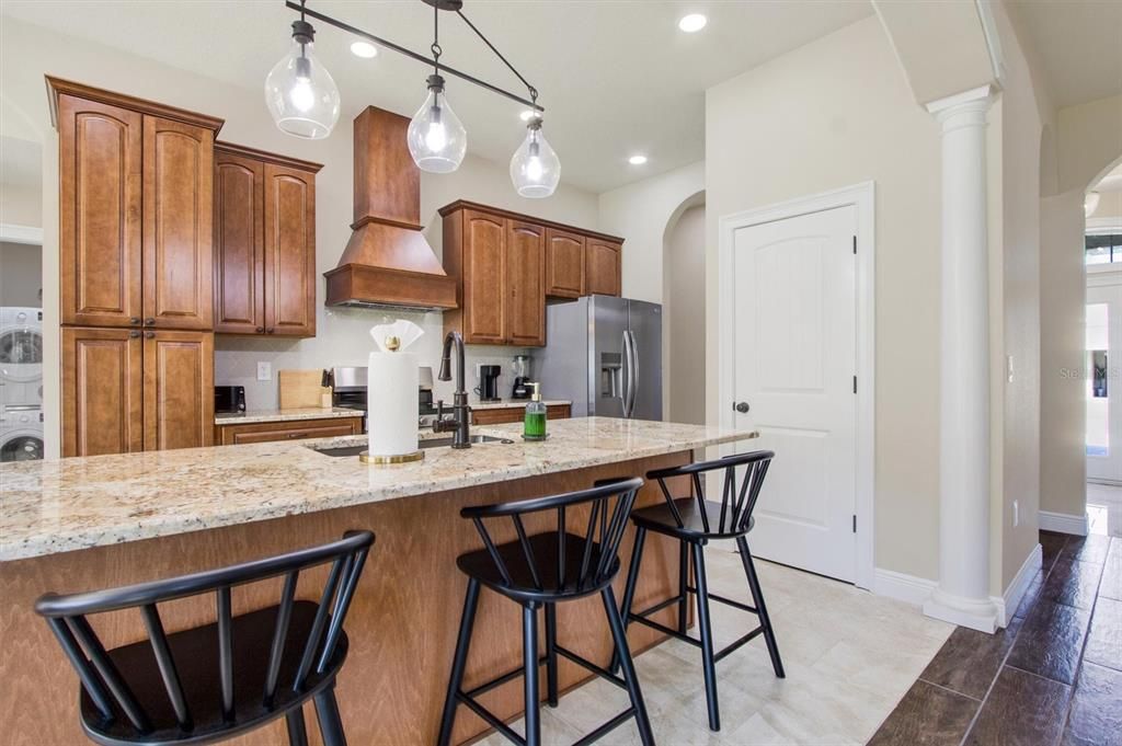 For Rent: $2,800 (3 beds, 2 baths, 2130 Square Feet)