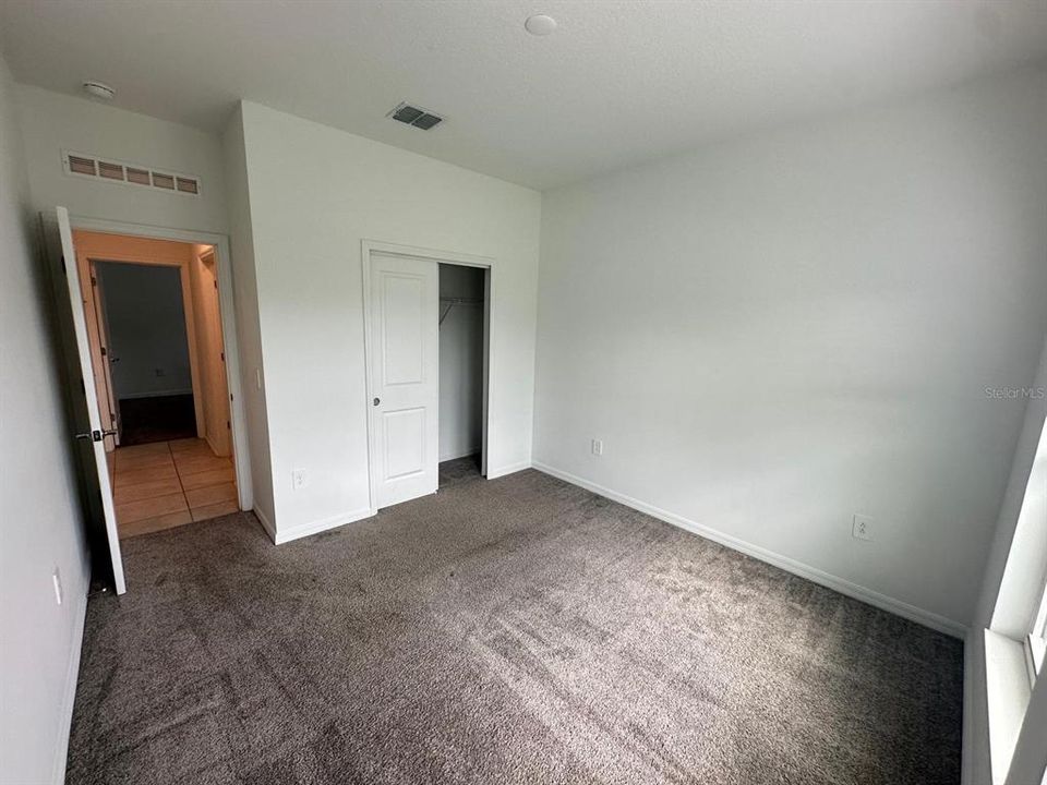 For Rent: $2,350 (4 beds, 2 baths, 1843 Square Feet)