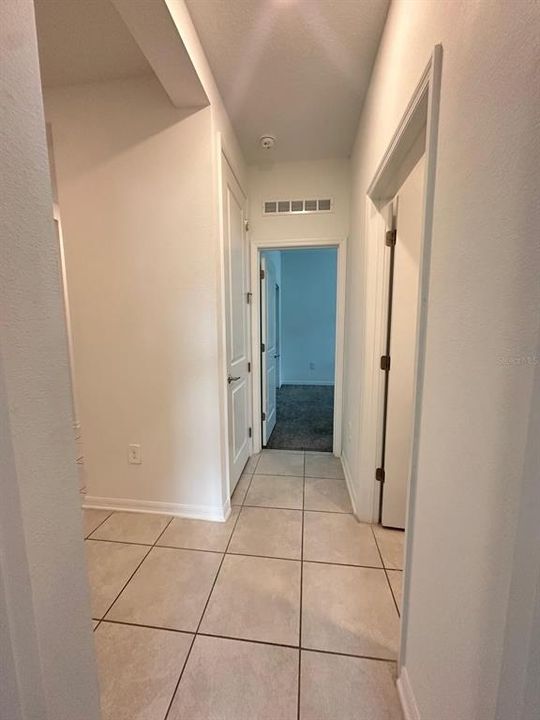 For Rent: $2,350 (4 beds, 2 baths, 1843 Square Feet)