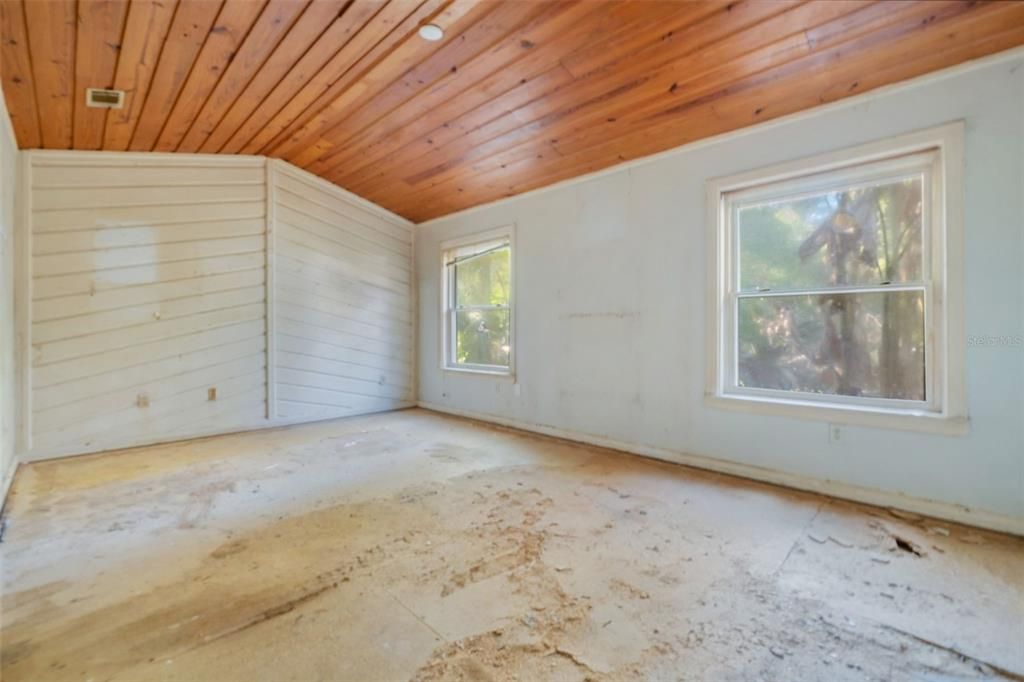 En Venta: $239,950 (4 camas, 2 baños, 3097 Pies cuadrados)