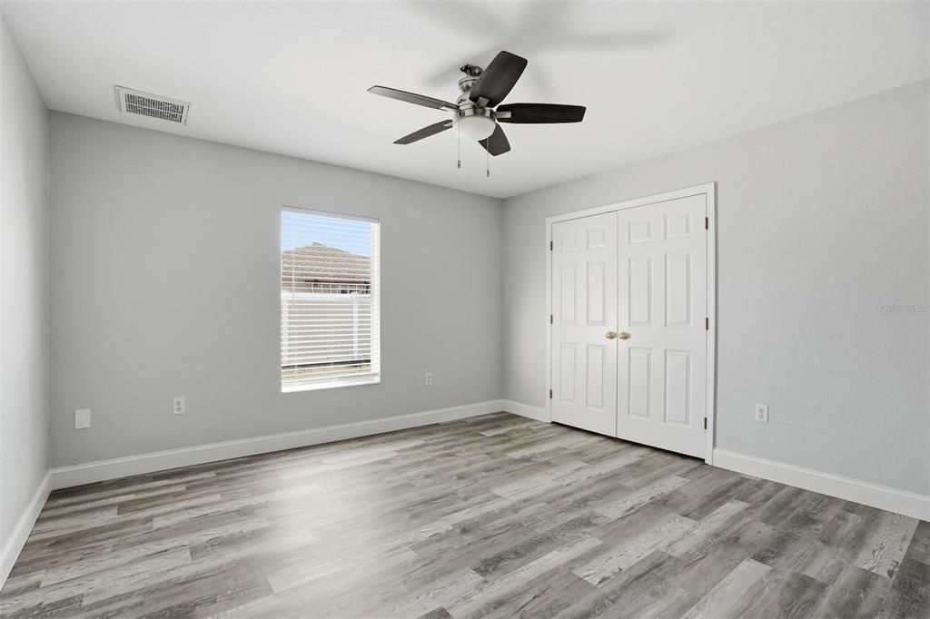 待售: $424,900 (4 贝兹, 3 浴室, 2404 平方英尺)