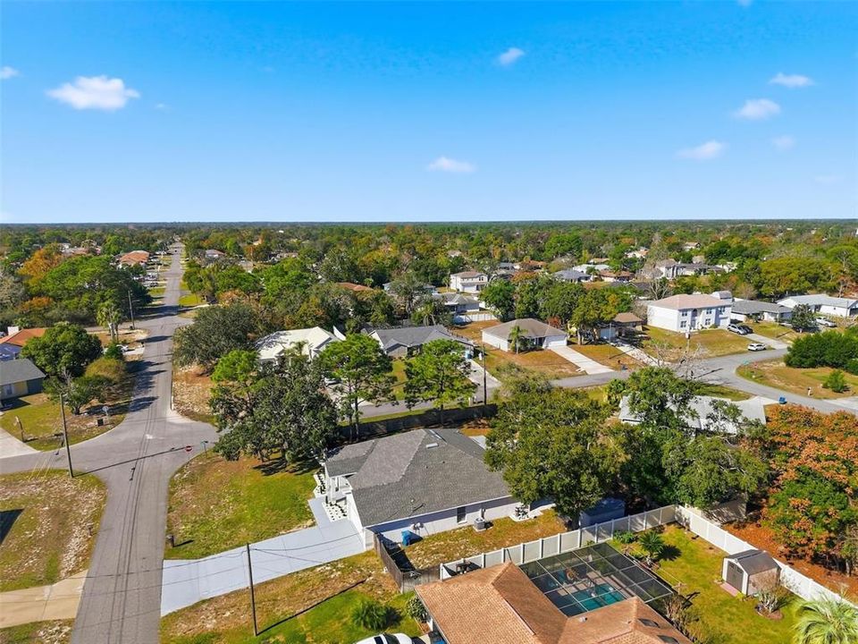 待售: $424,900 (4 贝兹, 3 浴室, 2404 平方英尺)