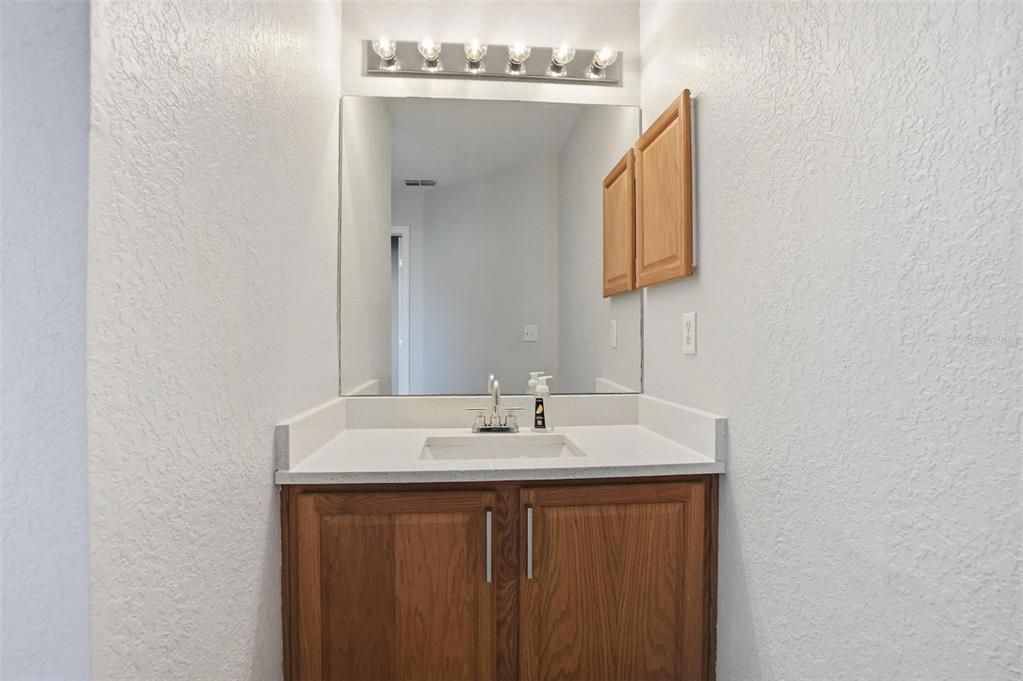 待售: $424,900 (4 贝兹, 3 浴室, 2404 平方英尺)