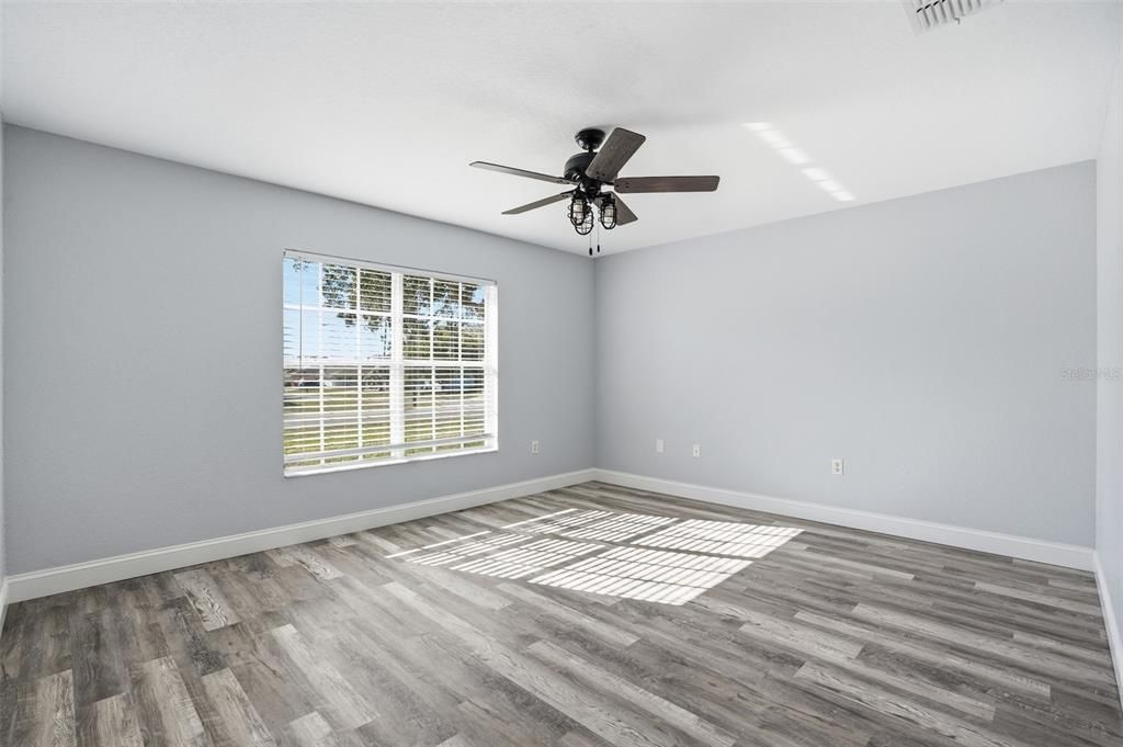 待售: $424,900 (4 贝兹, 3 浴室, 2404 平方英尺)