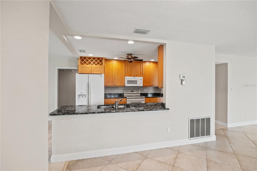 For Sale: $350,000 (2 beds, 2 baths, 2153 Square Feet)