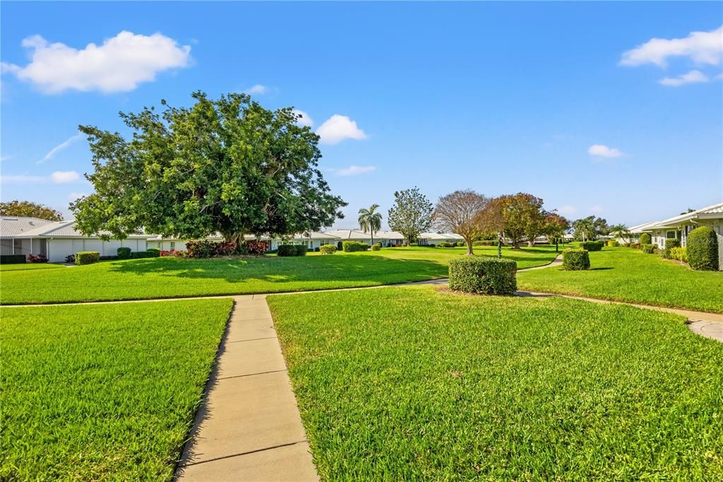 For Sale: $350,000 (2 beds, 2 baths, 2153 Square Feet)