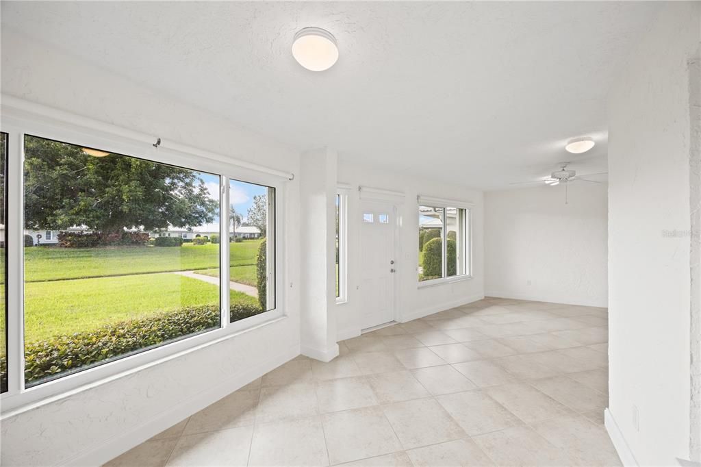 For Sale: $350,000 (2 beds, 2 baths, 2153 Square Feet)