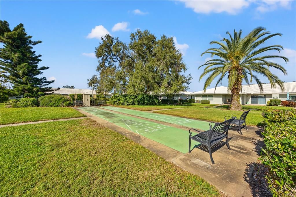 For Sale: $350,000 (2 beds, 2 baths, 2153 Square Feet)