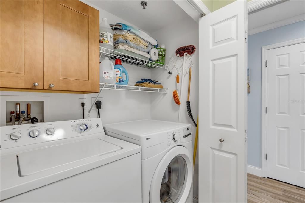 For Sale: $449,000 (3 beds, 2 baths, 1601 Square Feet)