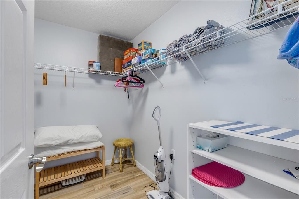 For Sale: $449,000 (3 beds, 2 baths, 1601 Square Feet)