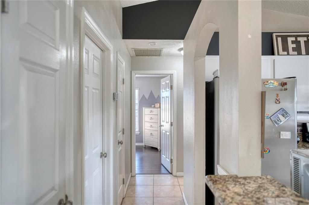 На продажу: $249,900 (3 спален, 2 ванн, 1477 Квадратных фут)