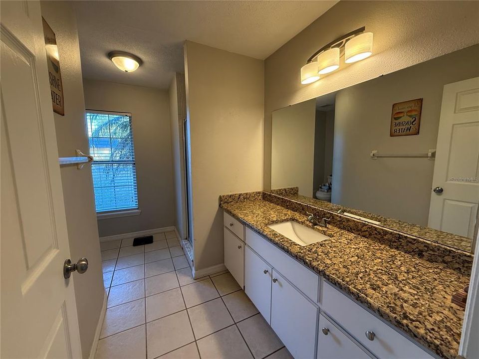 На продажу: $249,900 (3 спален, 2 ванн, 1477 Квадратных фут)