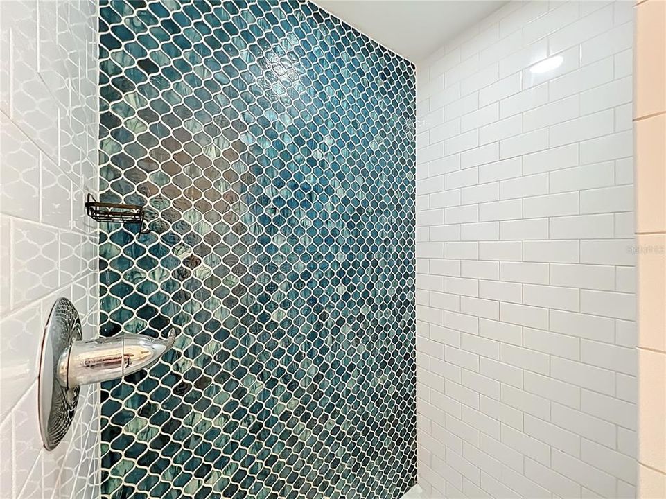 En Venta: $420,000 (3 camas, 2 baños, 1591 Pies cuadrados)