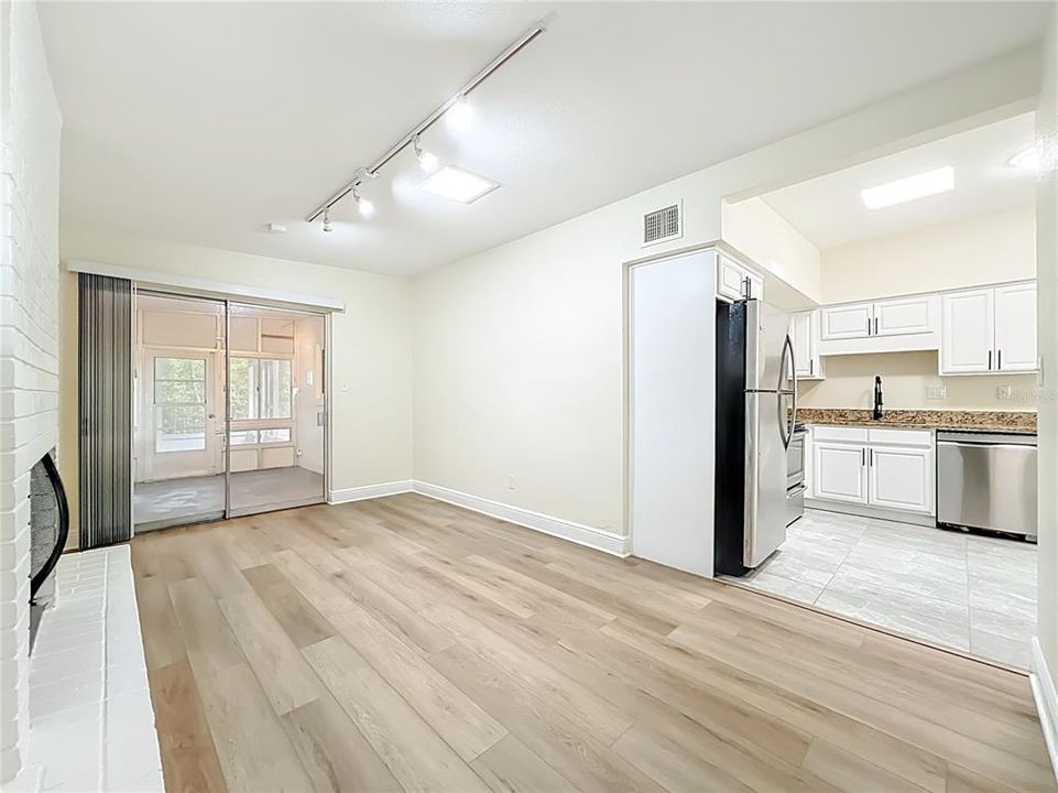 En Venta: $420,000 (3 camas, 2 baños, 1591 Pies cuadrados)