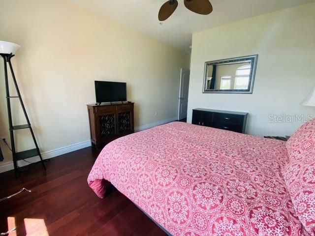 For Rent: $2,295 (2 beds, 2 baths, 1230 Square Feet)