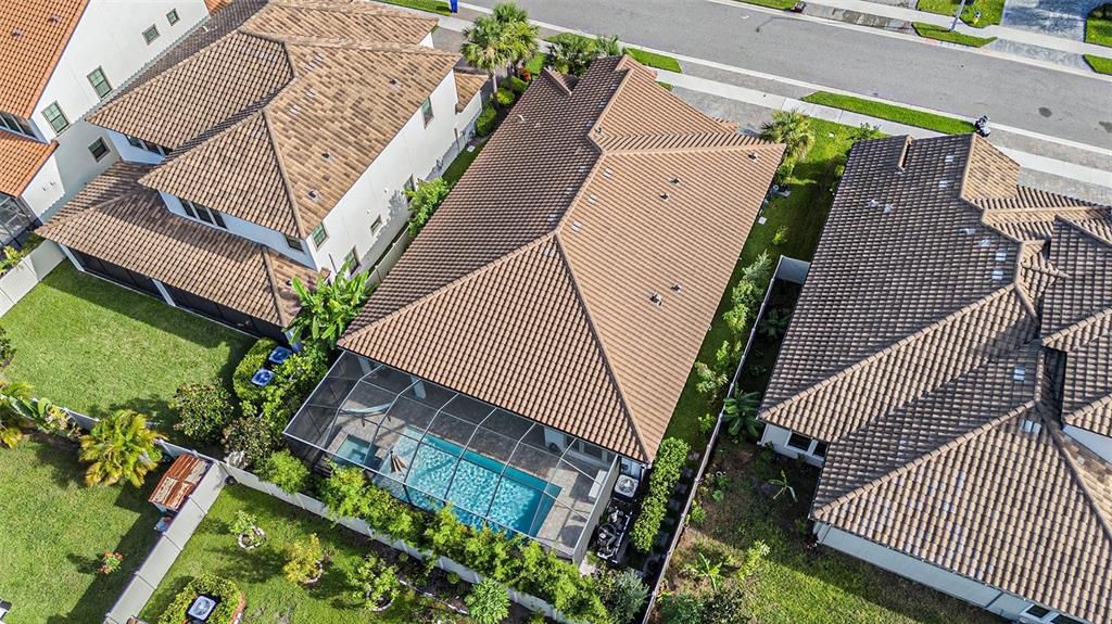 For Sale: $800,000 (4 beds, 3 baths, 2544 Square Feet)