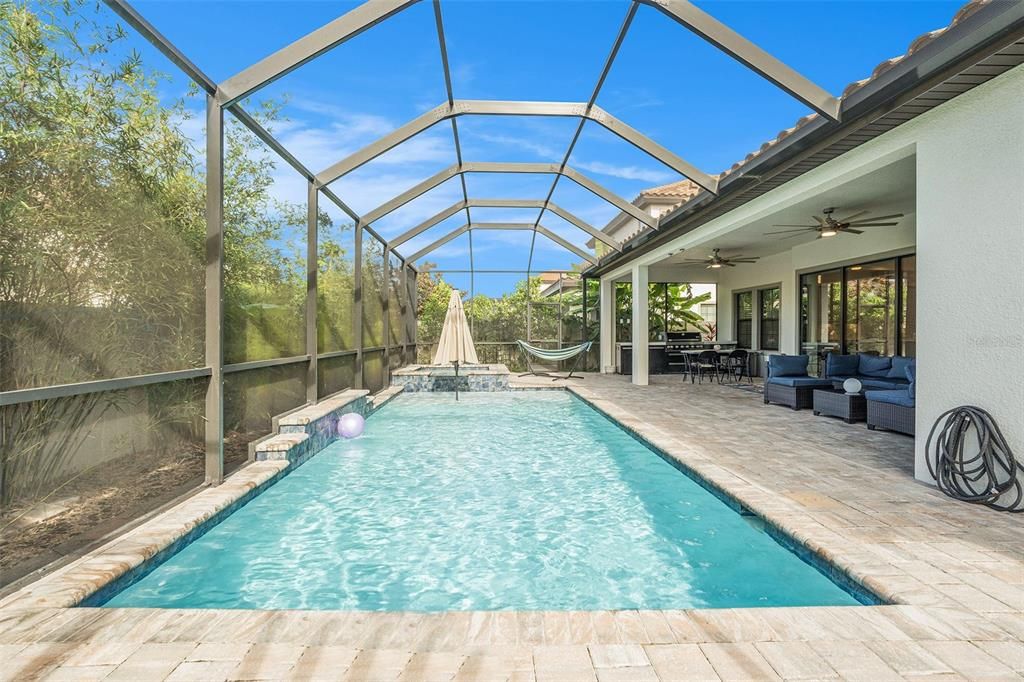 For Sale: $800,000 (4 beds, 3 baths, 2544 Square Feet)