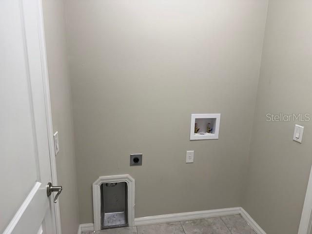 For Sale: $299,900 (3 beds, 2 baths, 1574 Square Feet)