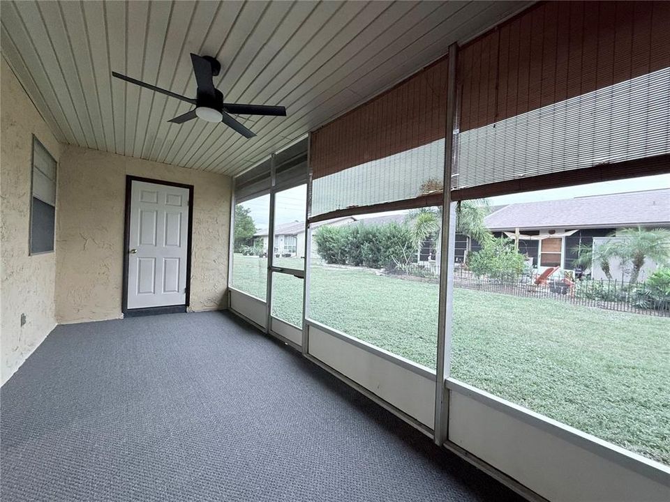 For Sale: $199,900 (2 beds, 1 baths, 962 Square Feet)