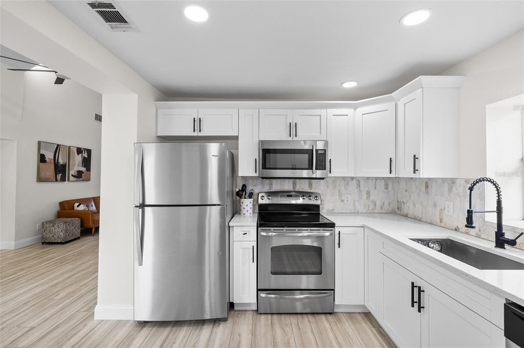 出租: $2,995 (3 贝兹, 2 浴室, 1186 平方英尺)