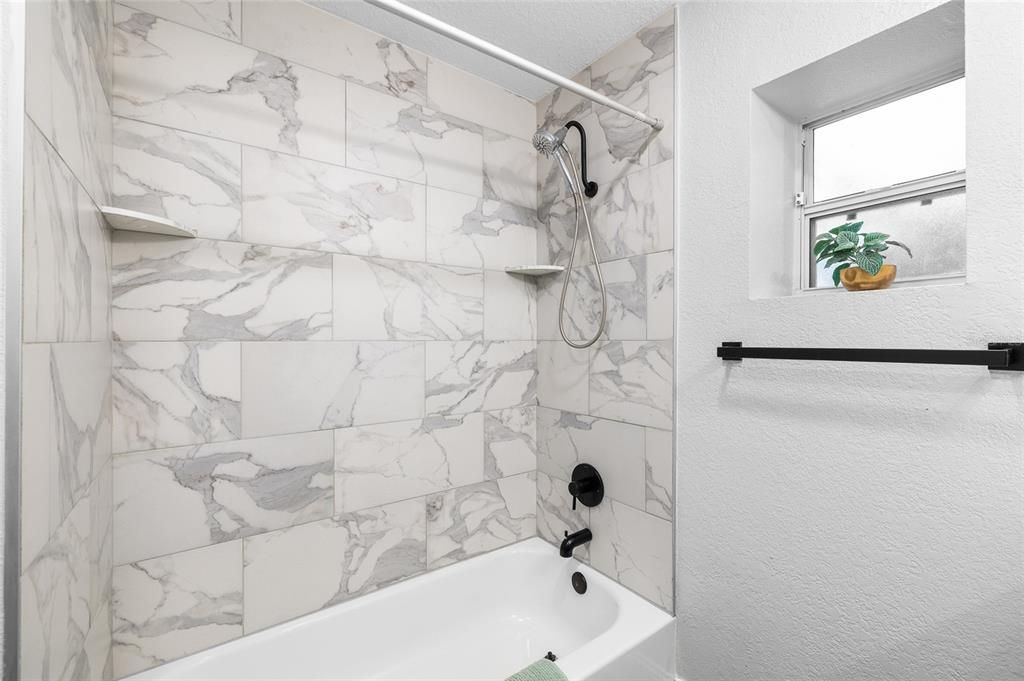 出租: $2,995 (3 贝兹, 2 浴室, 1186 平方英尺)