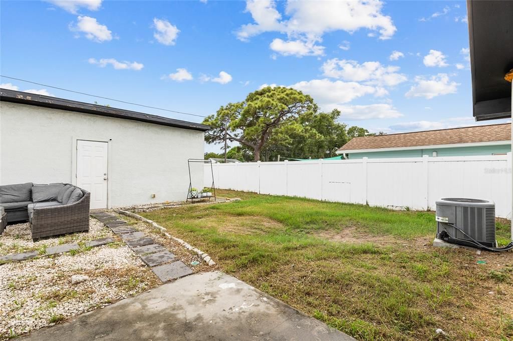 出租: $2,995 (3 贝兹, 2 浴室, 1186 平方英尺)