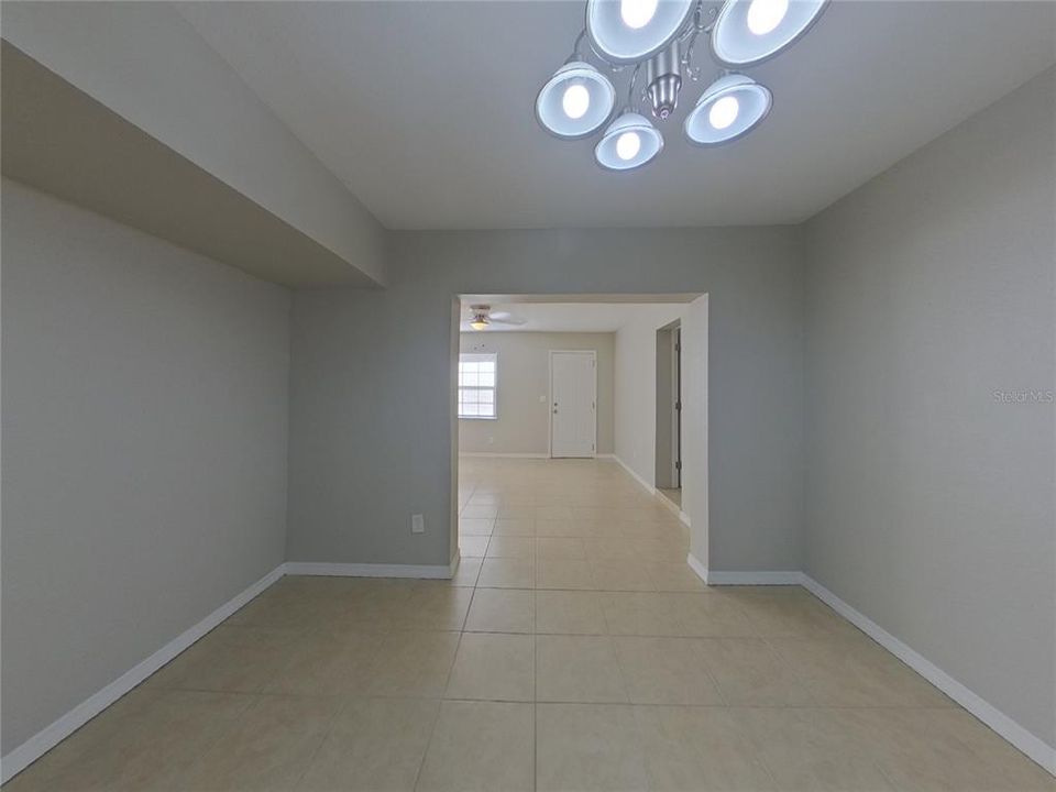 For Rent: $2,449 (3 beds, 2 baths, 1651 Square Feet)