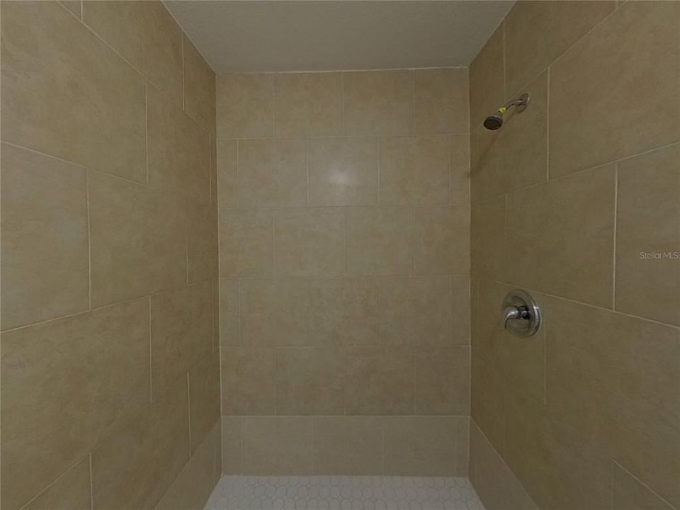 For Rent: $2,449 (3 beds, 2 baths, 1651 Square Feet)