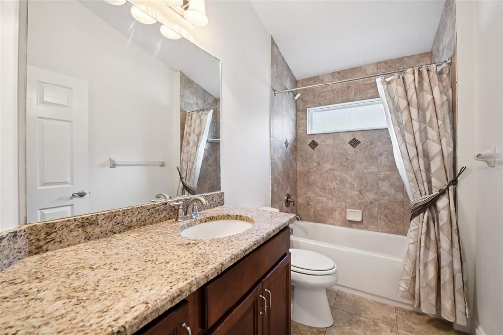 На продажу: $439,000 (4 спален, 2 ванн, 2229 Квадратных фут)