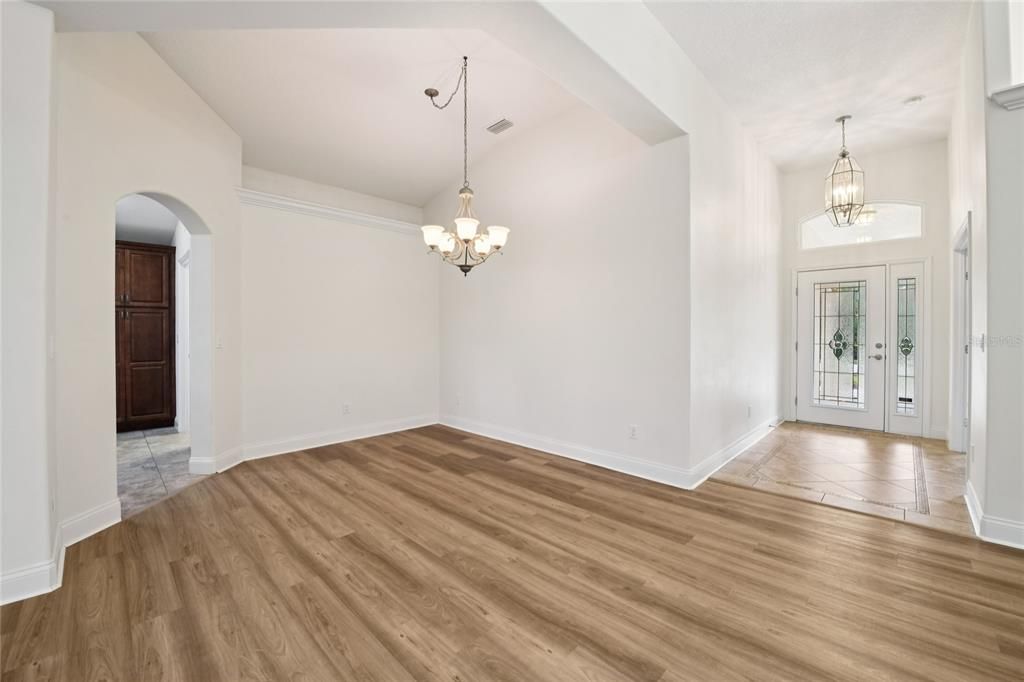 На продажу: $439,000 (4 спален, 2 ванн, 2229 Квадратных фут)