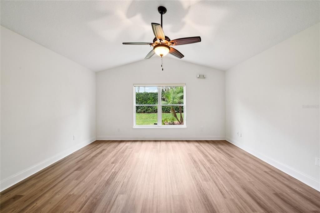 На продажу: $439,000 (4 спален, 2 ванн, 2229 Квадратных фут)