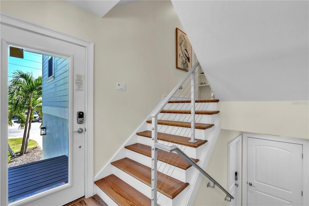 For Sale: $1,695,000 (3 beds, 2 baths, 1920 Square Feet)