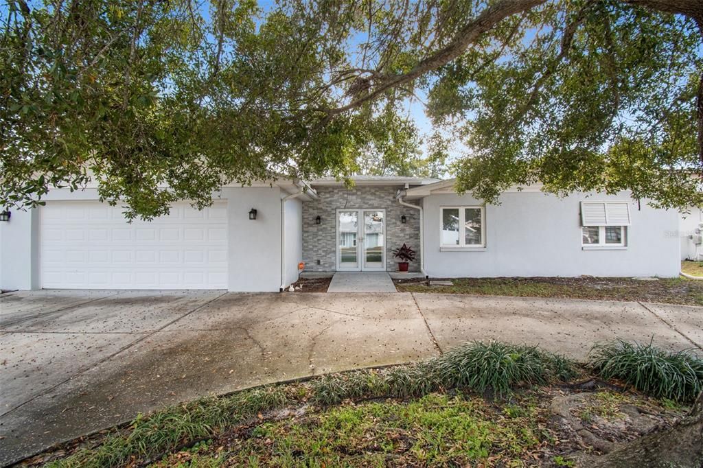 待售: $715,000 (4 贝兹, 3 浴室, 2561 平方英尺)