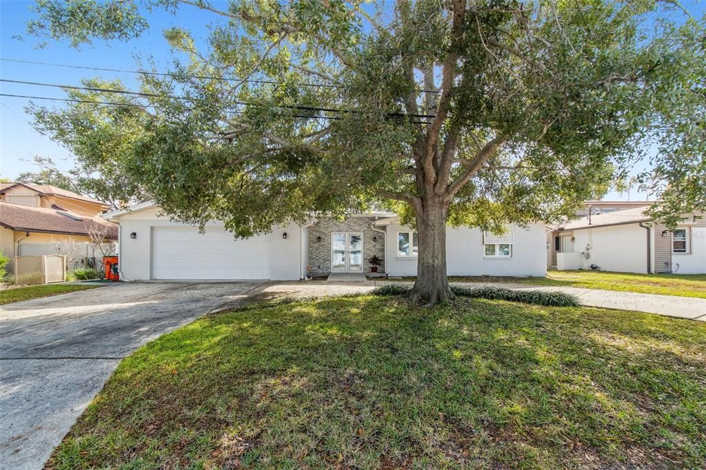 待售: $715,000 (4 贝兹, 3 浴室, 2561 平方英尺)