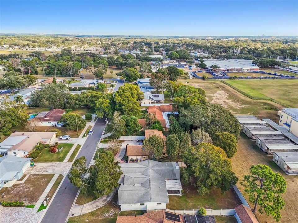 待售: $715,000 (4 贝兹, 3 浴室, 2561 平方英尺)