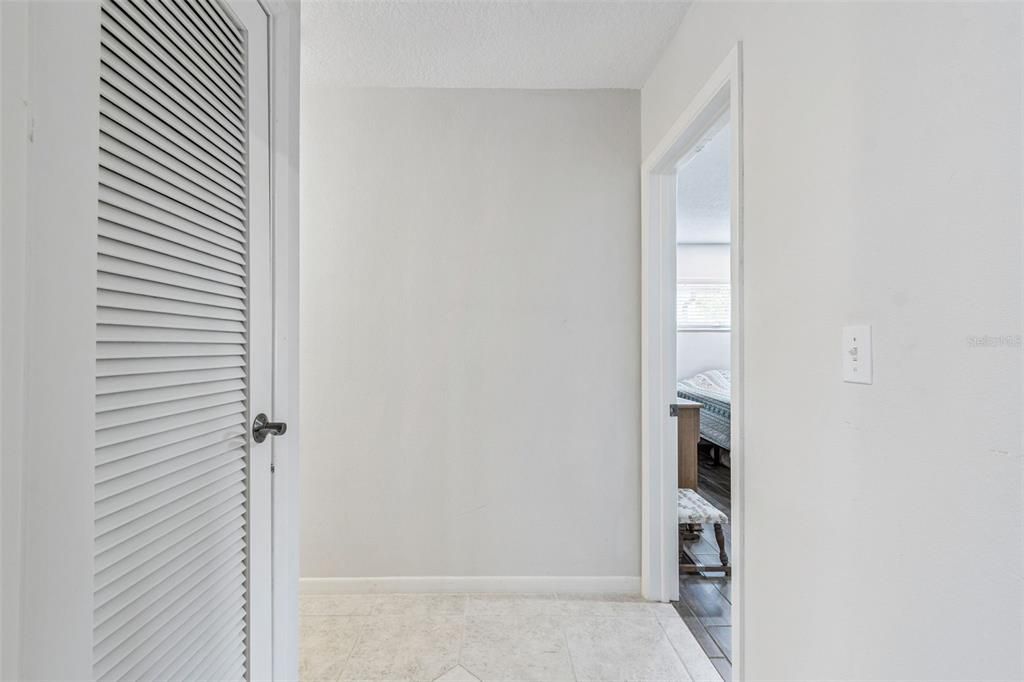 待售: $715,000 (4 贝兹, 3 浴室, 2561 平方英尺)