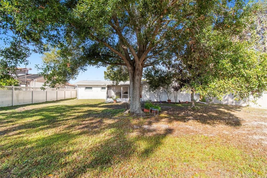 待售: $715,000 (4 贝兹, 3 浴室, 2561 平方英尺)