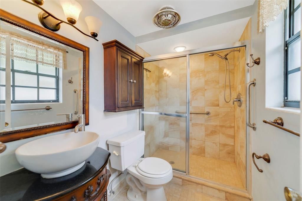 For Sale: $349,900 (4 beds, 3 baths, 1793 Square Feet)