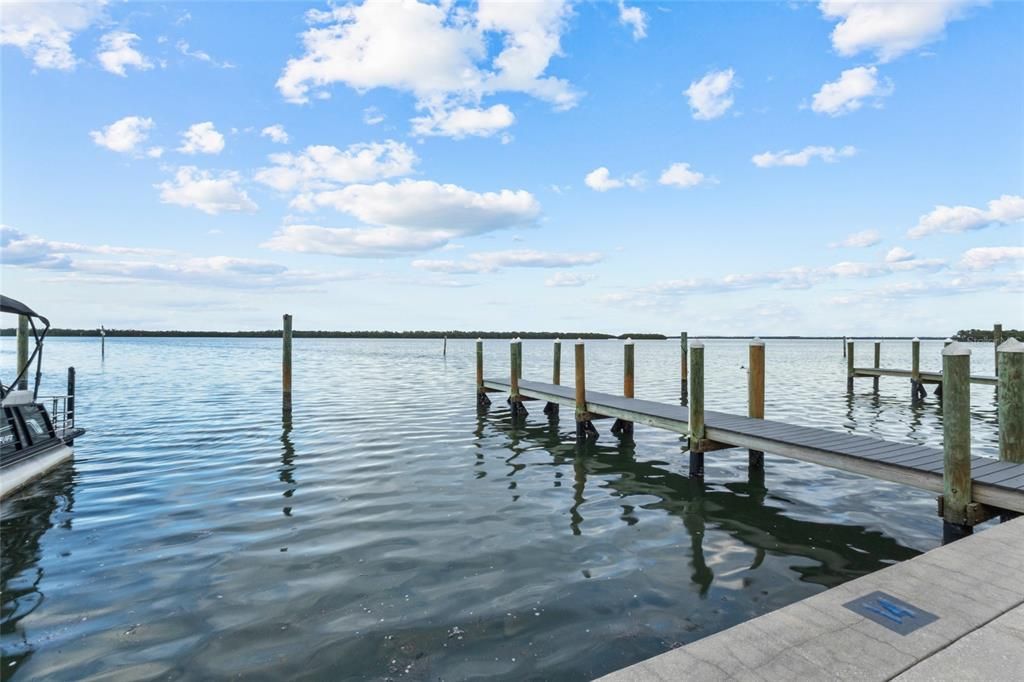 На продажу: $1,050,000 (2 спален, 2 ванн, 1293 Квадратных фут)