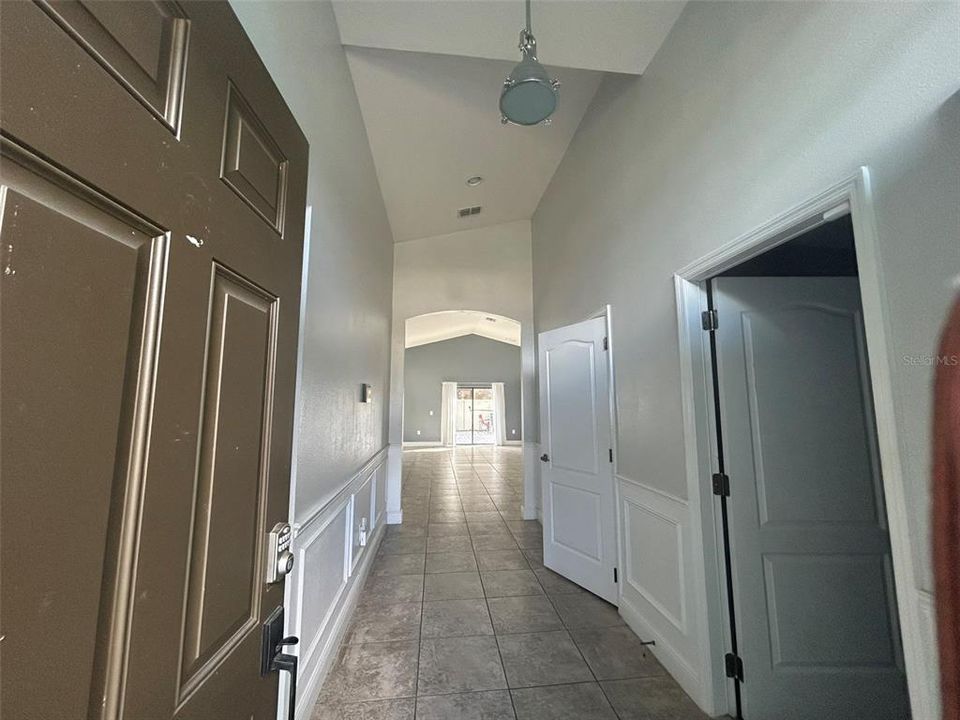 For Sale: $275,000 (4 beds, 2 baths, 1808 Square Feet)