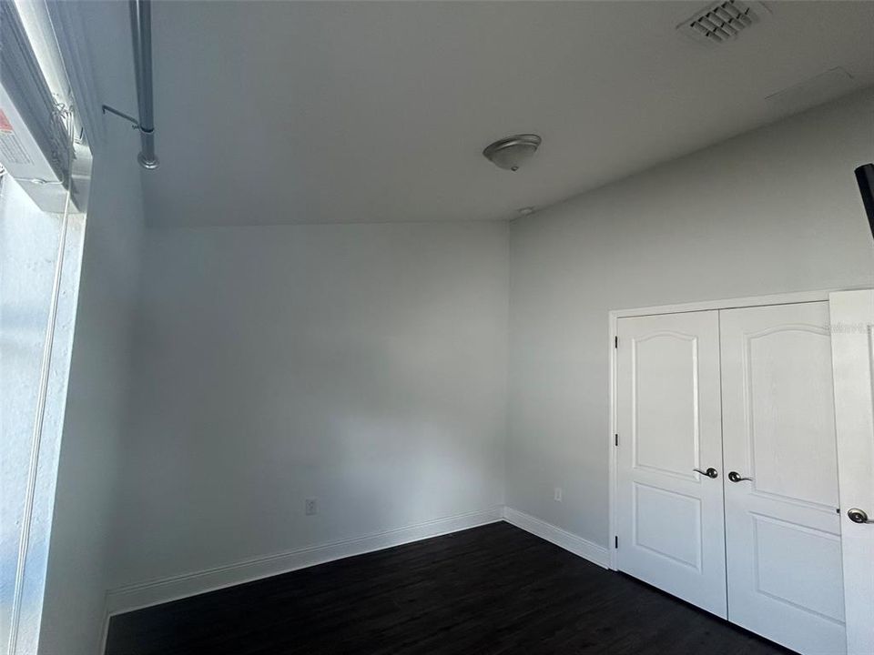 For Sale: $275,000 (4 beds, 2 baths, 1808 Square Feet)