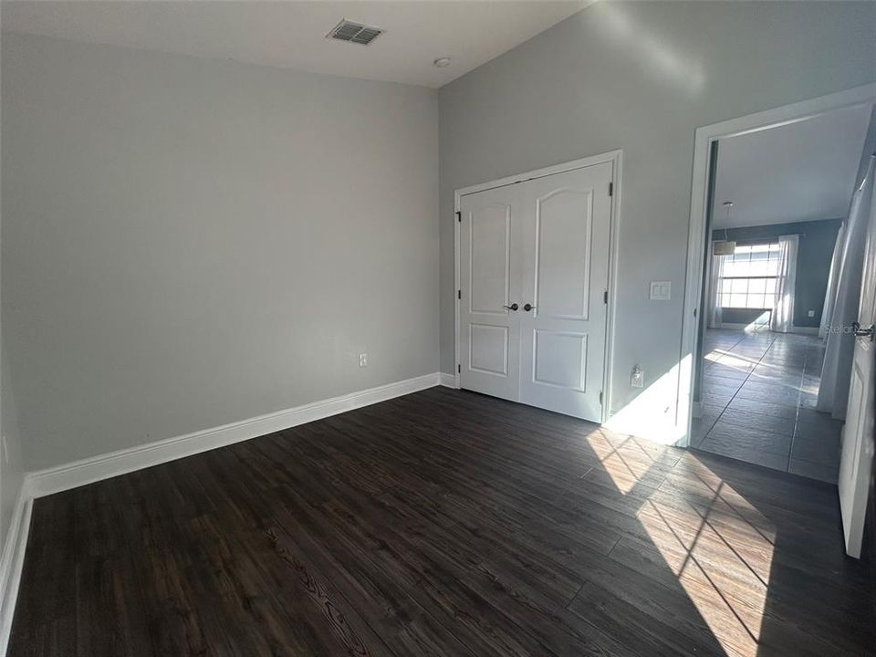 For Sale: $275,000 (4 beds, 2 baths, 1808 Square Feet)