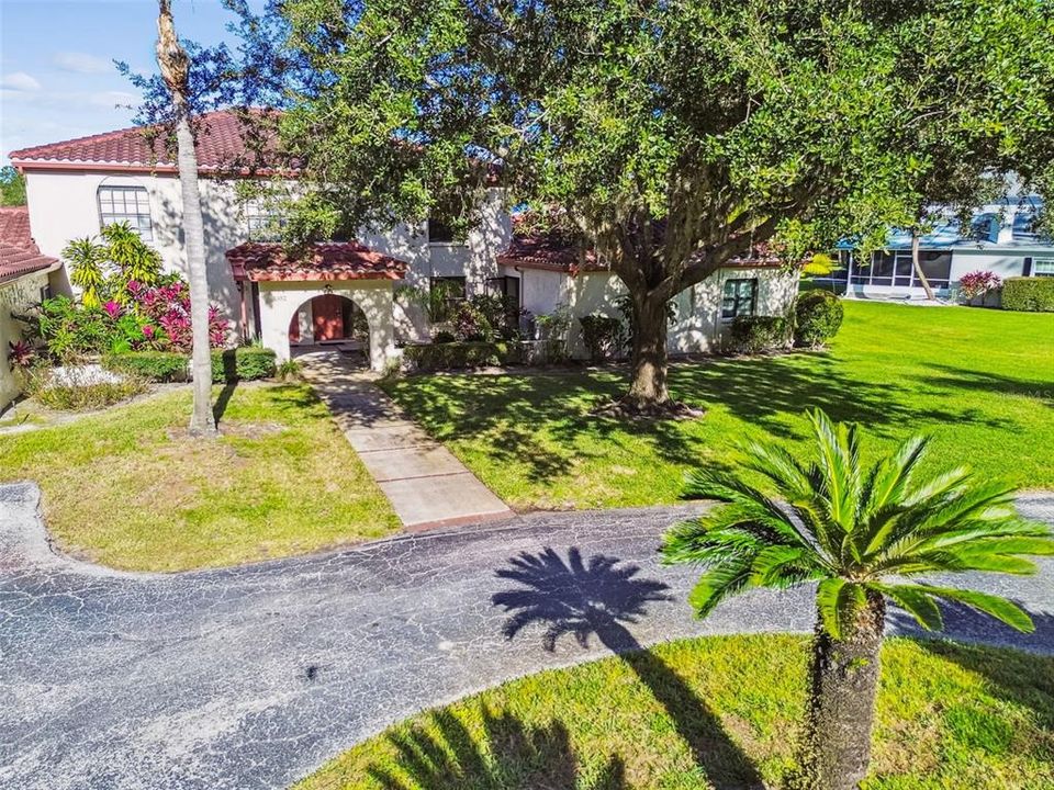 For Sale: $185,499 (1 beds, 1 baths, 963 Square Feet)