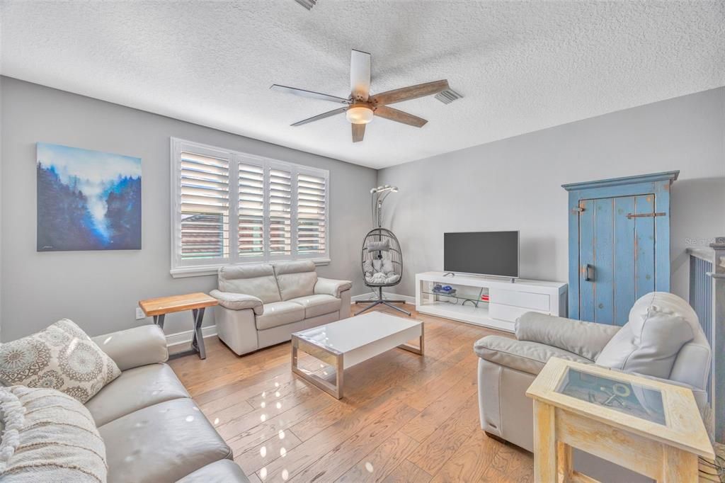 For Sale: $1,100,000 (4 beds, 4 baths, 3751 Square Feet)