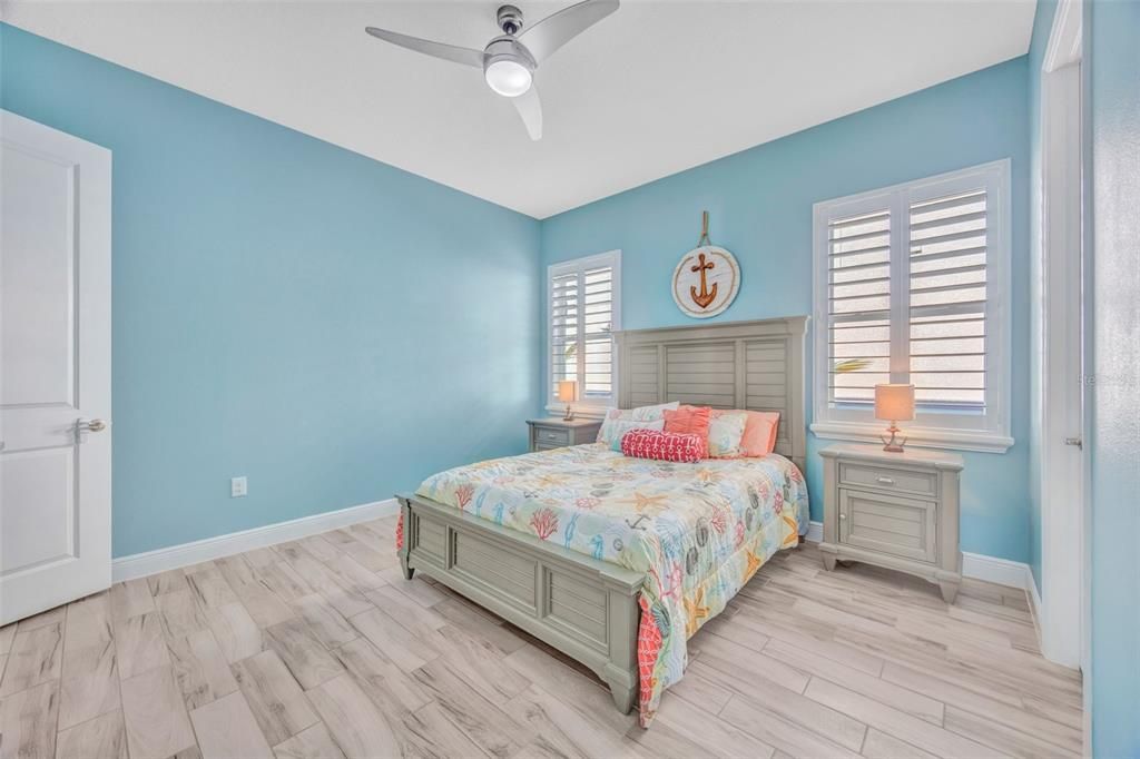 For Sale: $1,100,000 (4 beds, 4 baths, 3751 Square Feet)