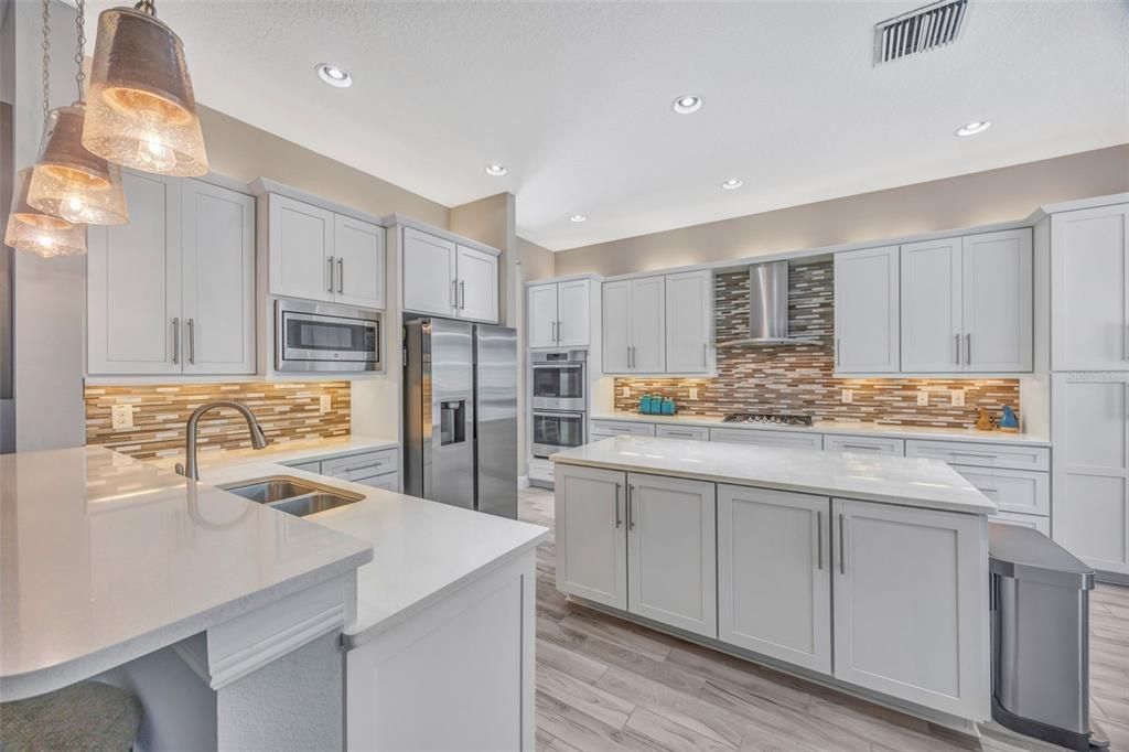 For Sale: $1,100,000 (4 beds, 4 baths, 3751 Square Feet)