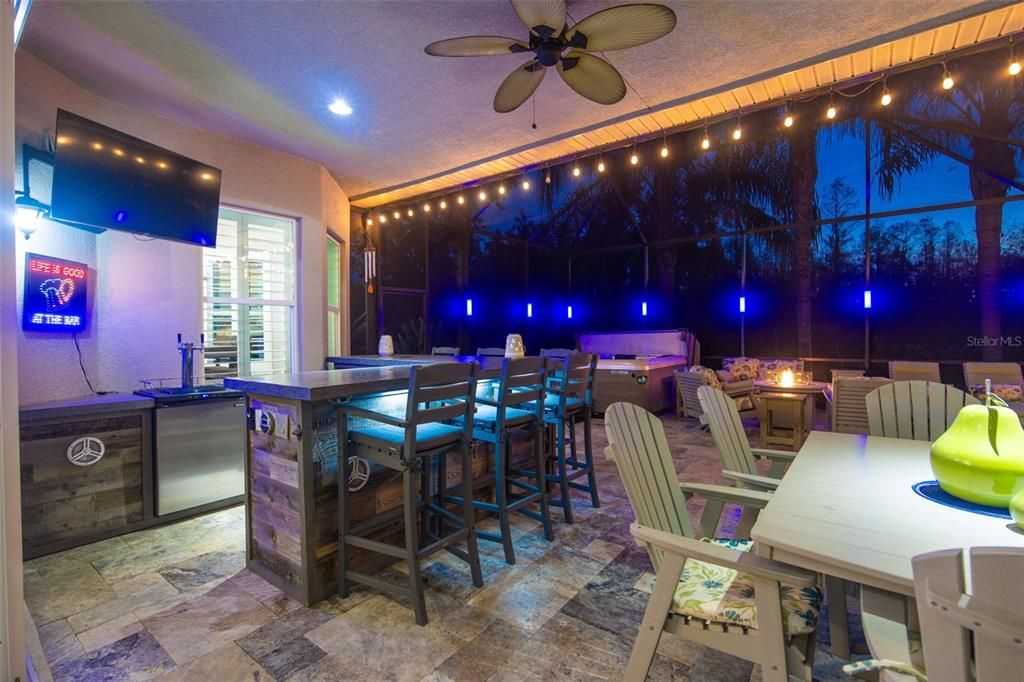 For Sale: $1,100,000 (4 beds, 4 baths, 3751 Square Feet)