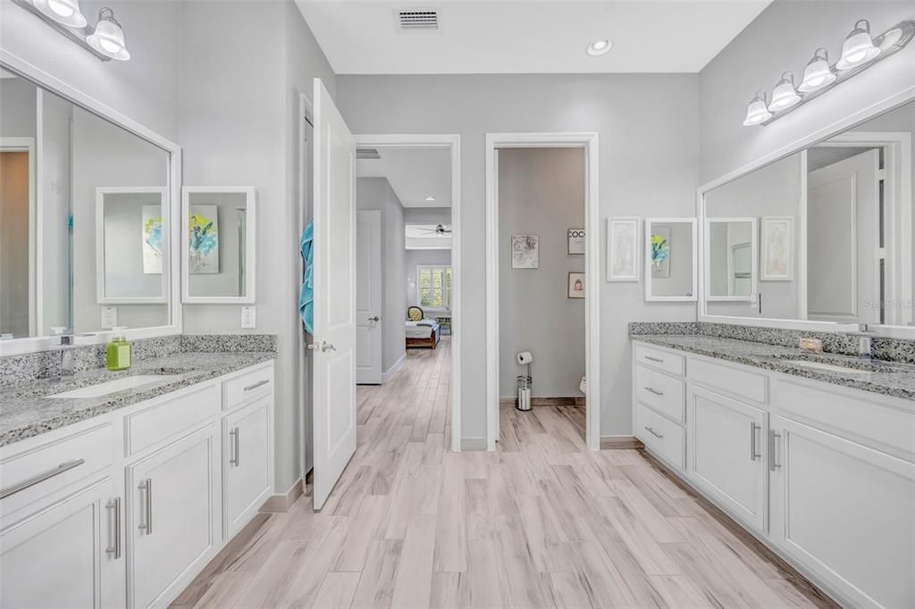 For Sale: $1,100,000 (4 beds, 4 baths, 3751 Square Feet)